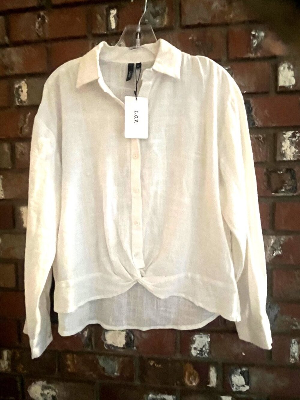 NWT L.U.V 100% Collared White Linen Blouse shirt Twist Front Long sleeve XS- S